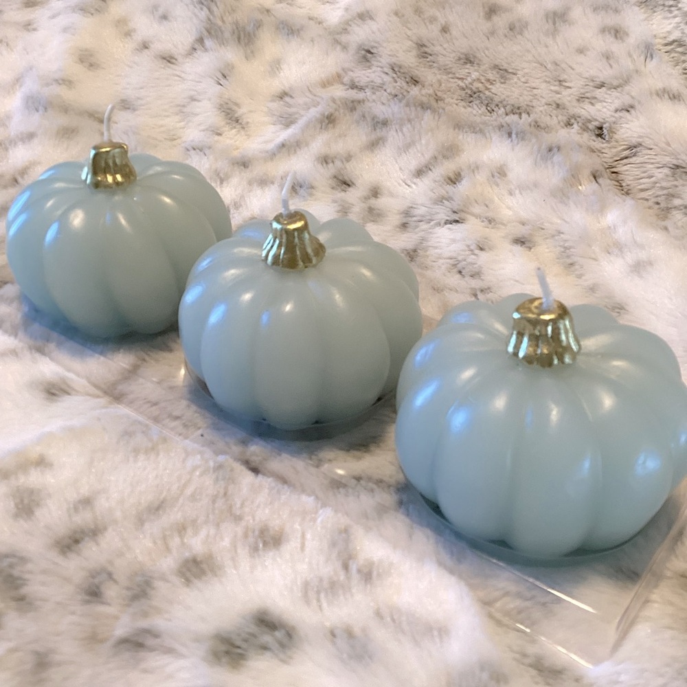 Set of Blue Pumpkin Candles